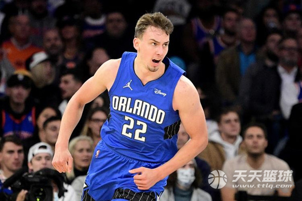 展现其对比 展现其对比